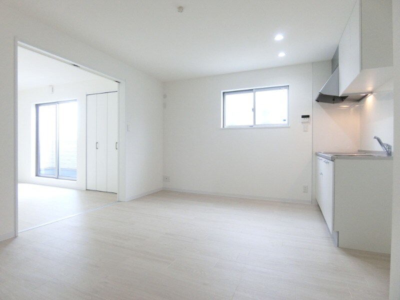 ベルリッジ岸辺Aの物件内観写真