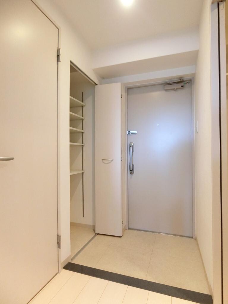 セリーゼウエストの物件内観写真