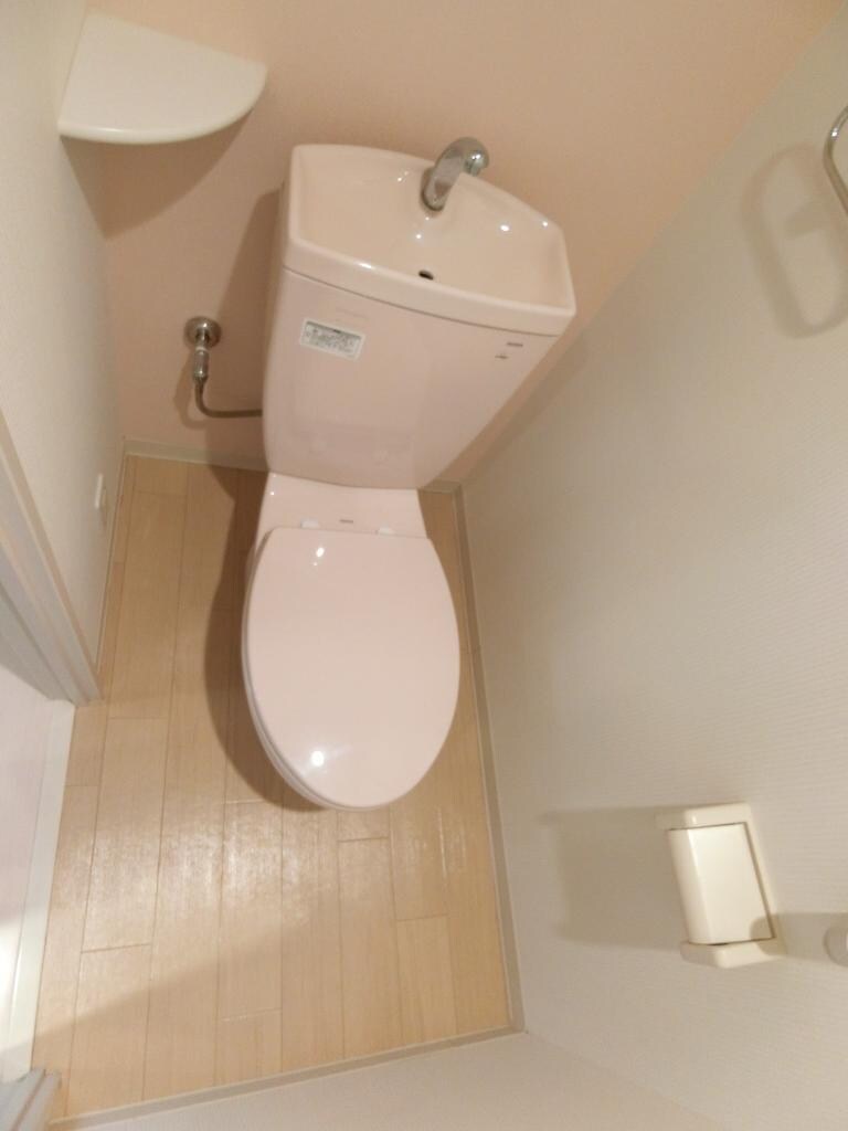 セリーゼウエストの物件内観写真