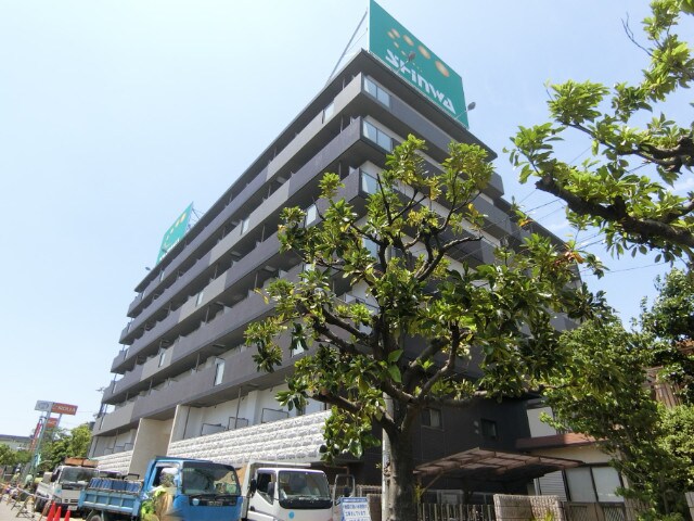 LaDouceur南茨木の物件外観写真