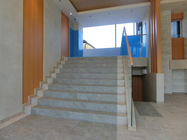 LaDouceur南茨木の物件外観写真