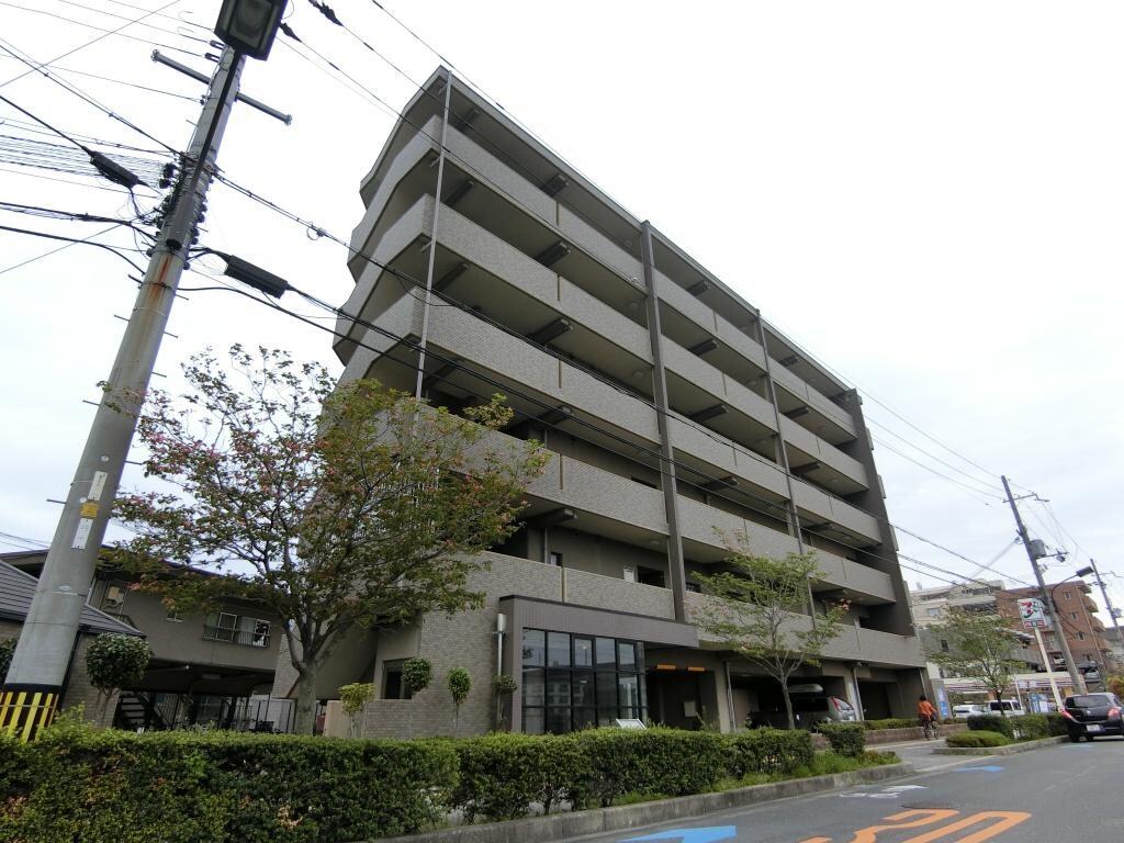 ヴィルヌーブの物件外観写真