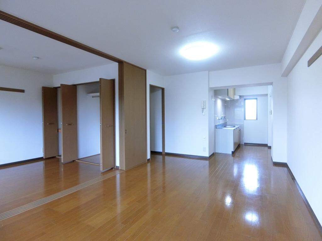 ヴィルヌーブの物件内観写真