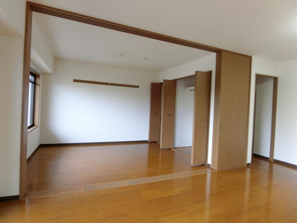 ヴィルヌーブの物件内観写真