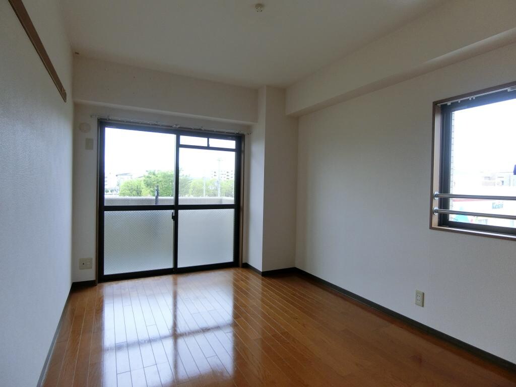 ヴィルヌーブの物件内観写真