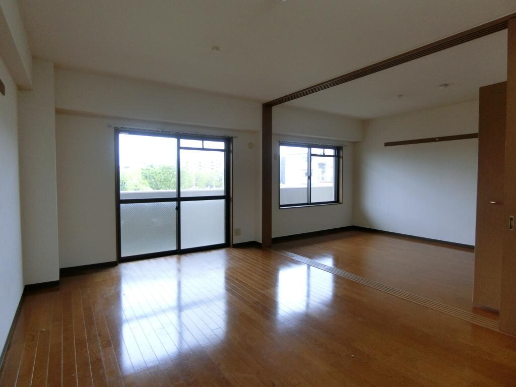 ヴィルヌーブの物件内観写真