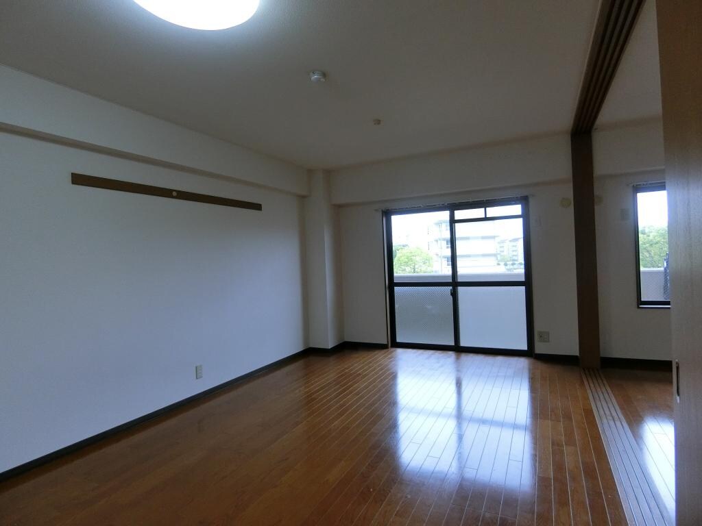 ヴィルヌーブの物件内観写真