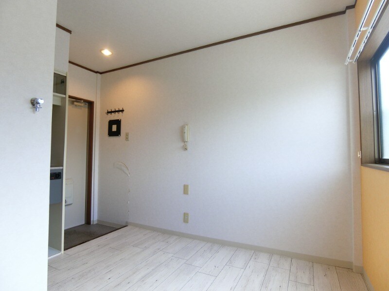 サテライト総持寺の物件内観写真