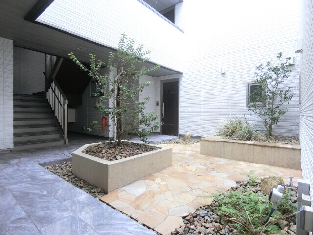 ゼストグリナージュの物件外観写真