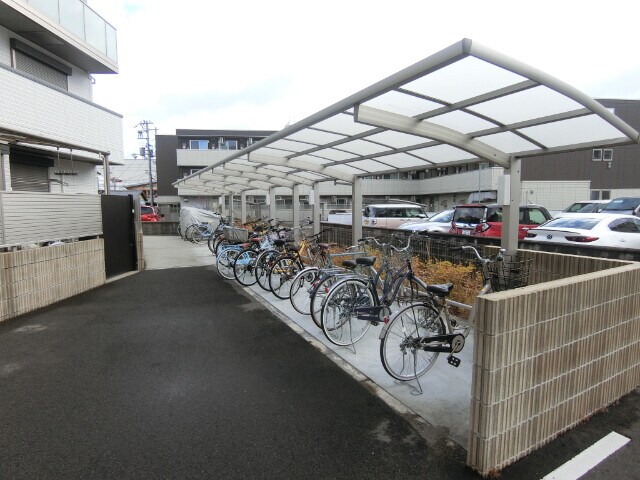 ゼストグリナージュの物件外観写真