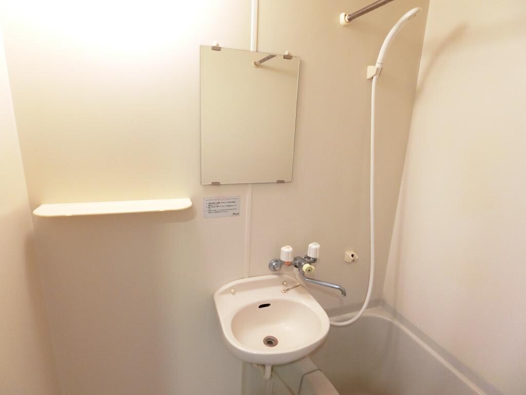 スチューデントパレス茨木の物件内観写真