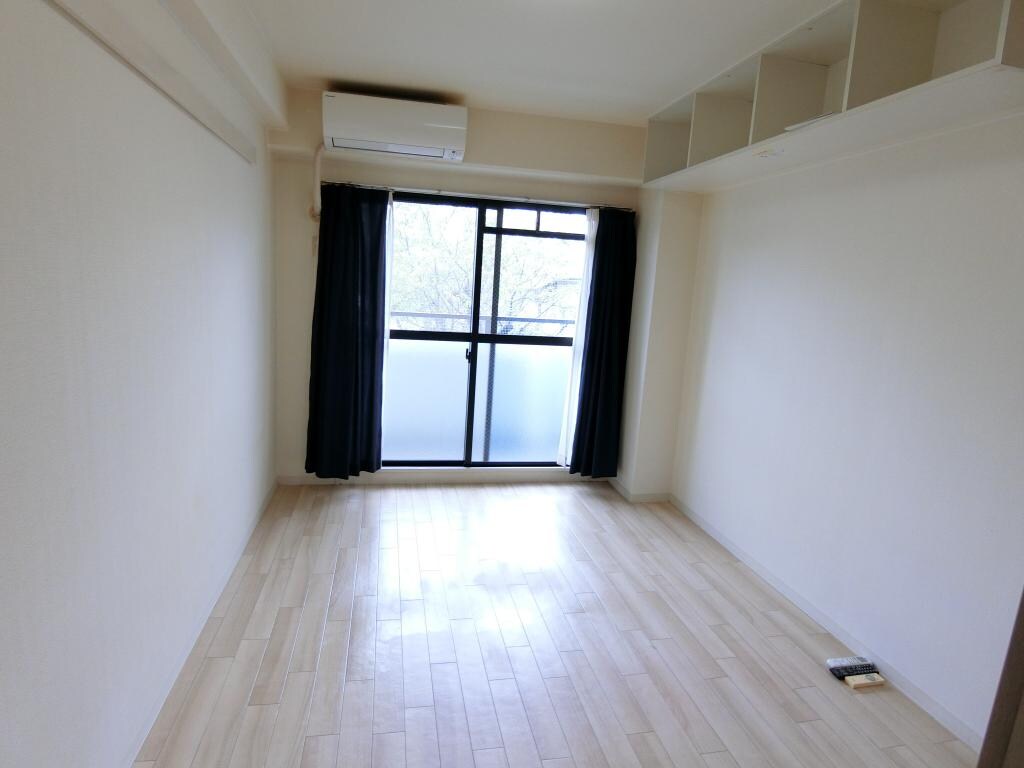 スチューデントパレス茨木の物件内観写真