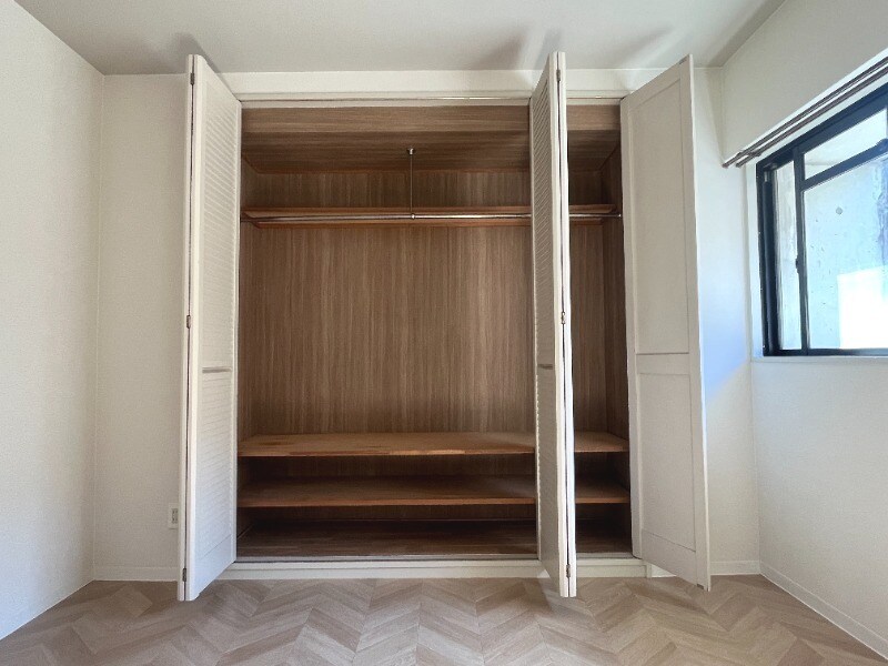 ラジュニール春日丘の物件内観写真