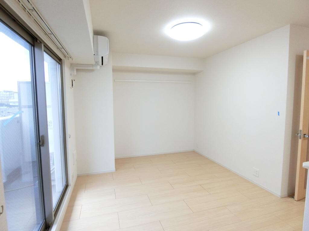 クリント ブライアントの物件内観写真