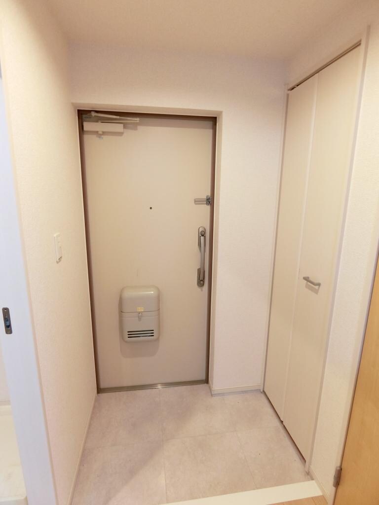 クリント ブライアントの物件内観写真