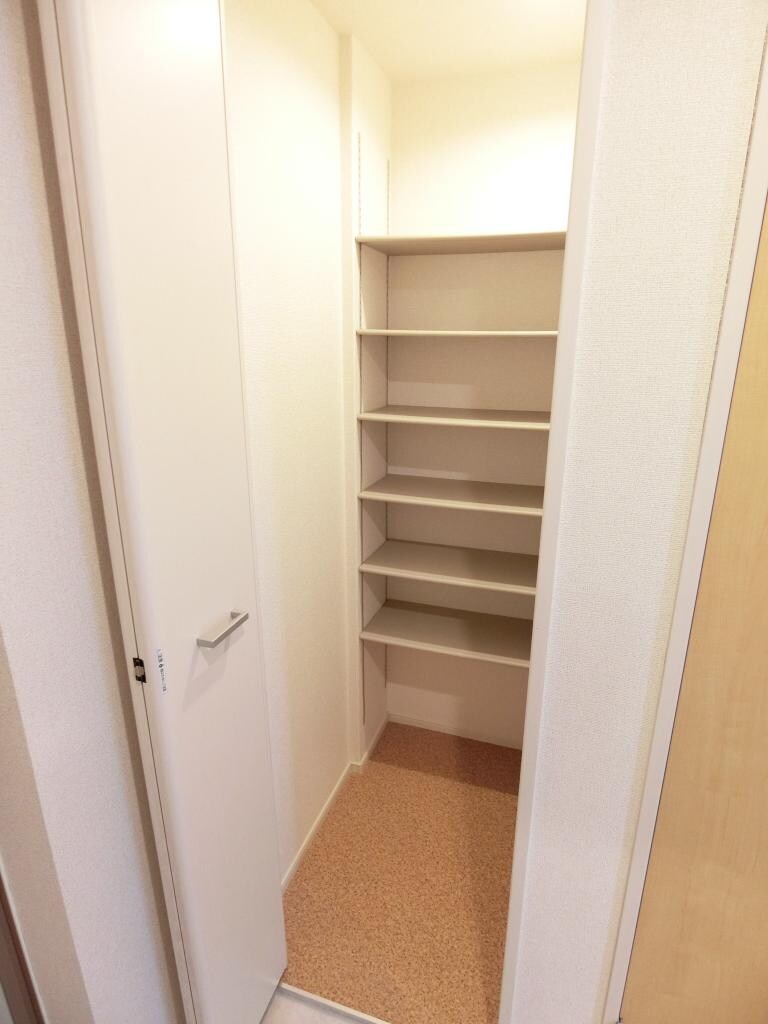 クリント ブライアントの物件内観写真