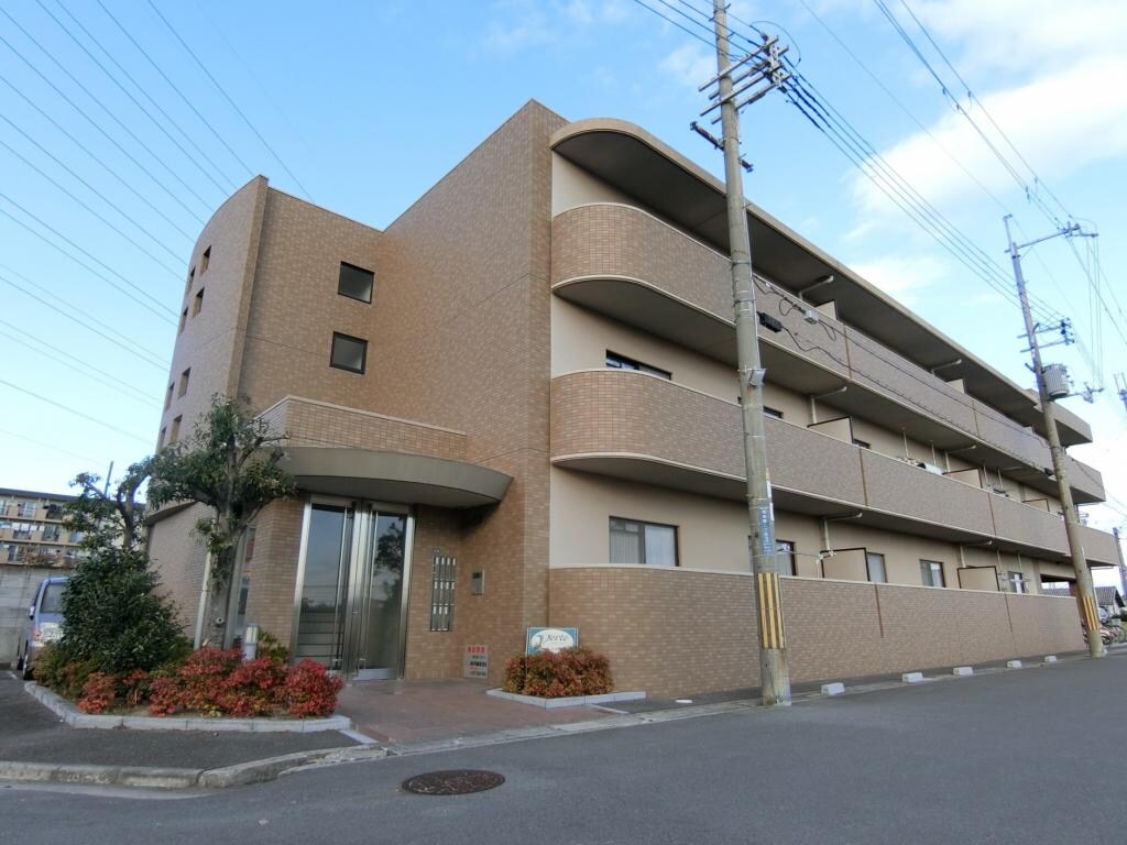 ヴェルテ茨木の物件外観写真