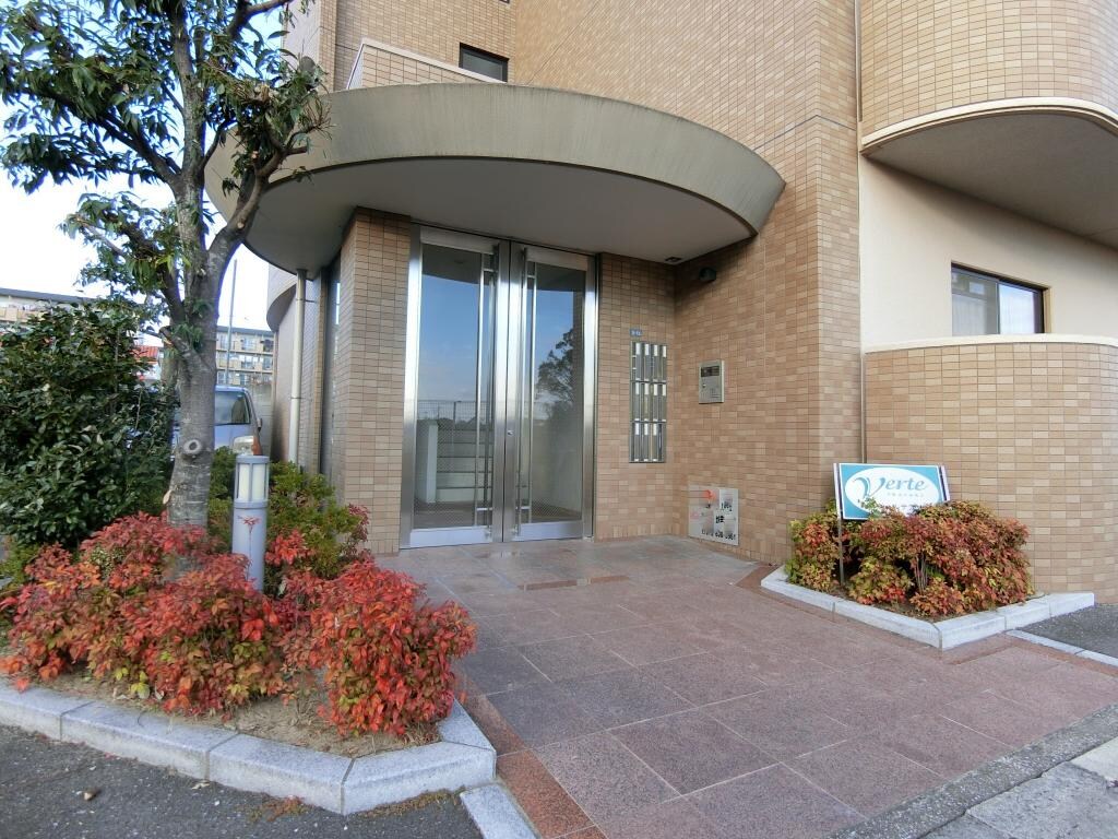 ヴェルテ茨木の物件外観写真