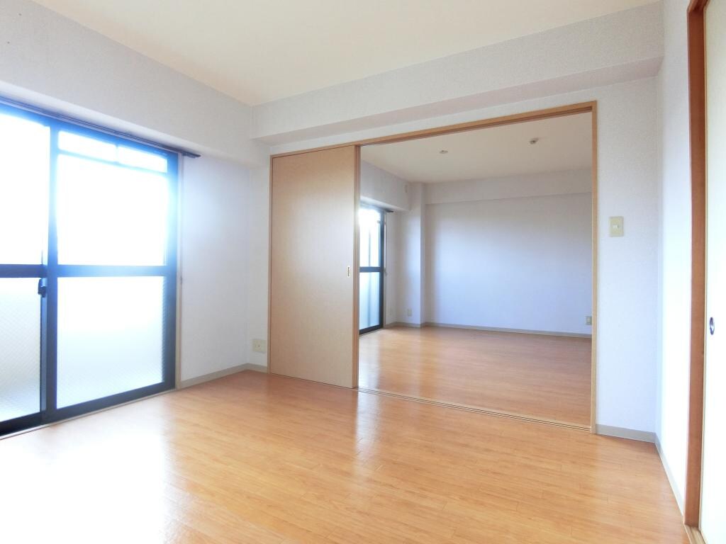 ヴェルテ茨木の物件内観写真