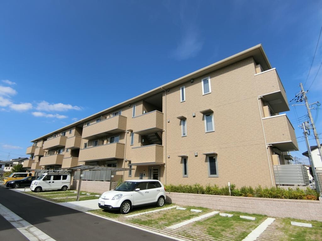 ソフィアコート鳥飼　Ａ棟の物件外観写真