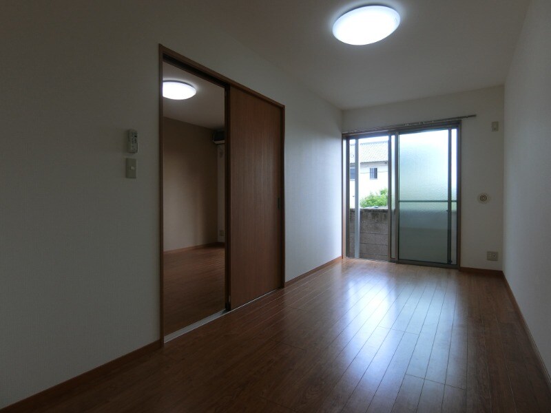 アムール彩都2の物件内観写真