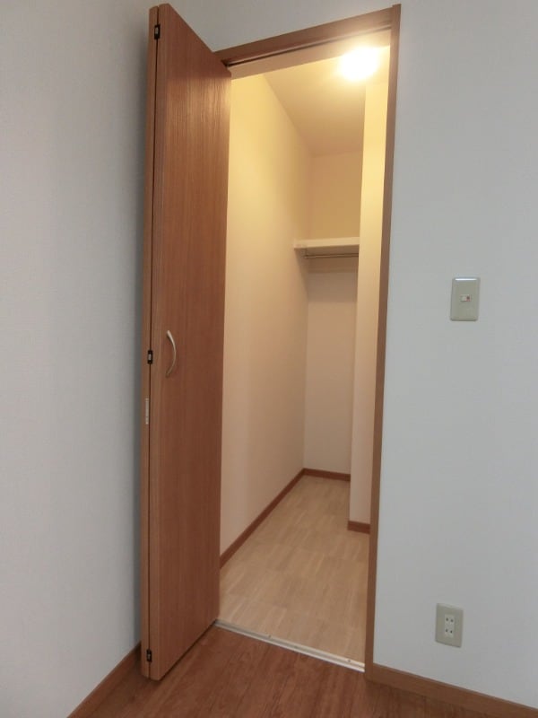 アムール彩都2の物件内観写真