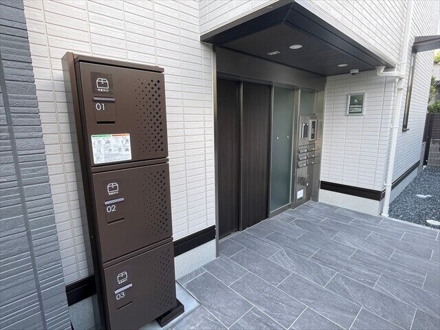 クラシスト千里丘上の物件外観写真