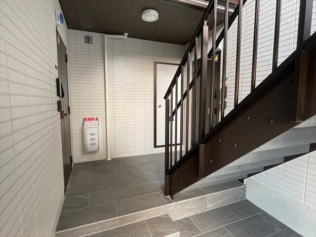 クラシスト千里丘上の物件外観写真