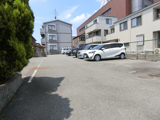 エスポアール前川の物件外観写真