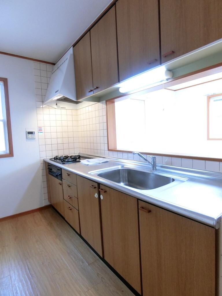 ファミーユ北春日丘の物件内観写真