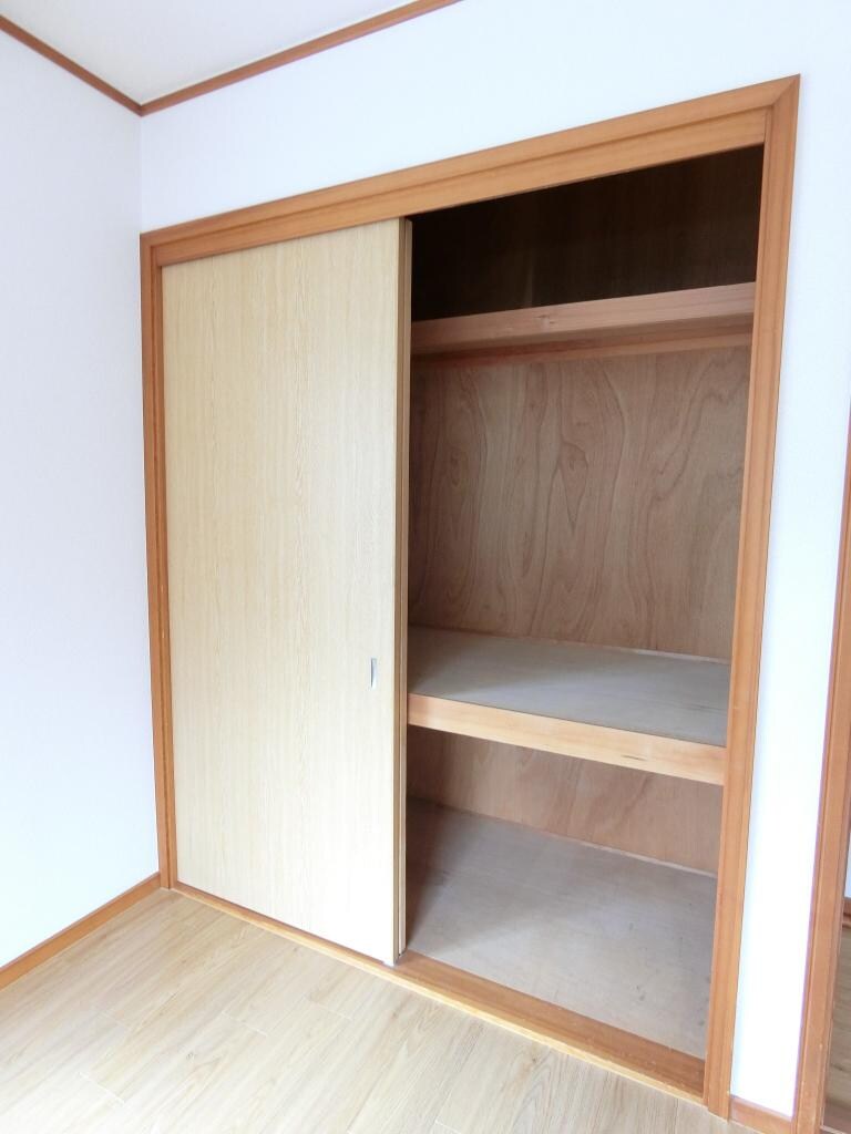 ファミーユ北春日丘の物件内観写真