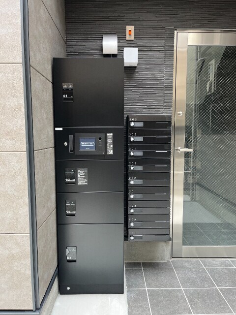 Emia千里丘の物件外観写真