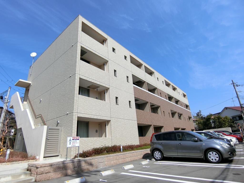 レーブ　ポルトの物件外観写真