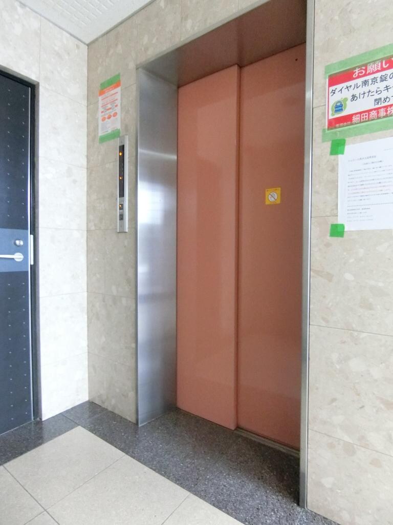 シェリール茨木の物件外観写真