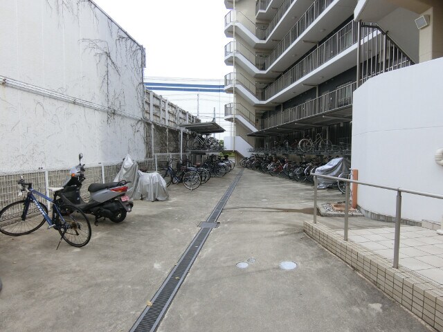 上牧駅 徒歩4分 3階の物件外観写真