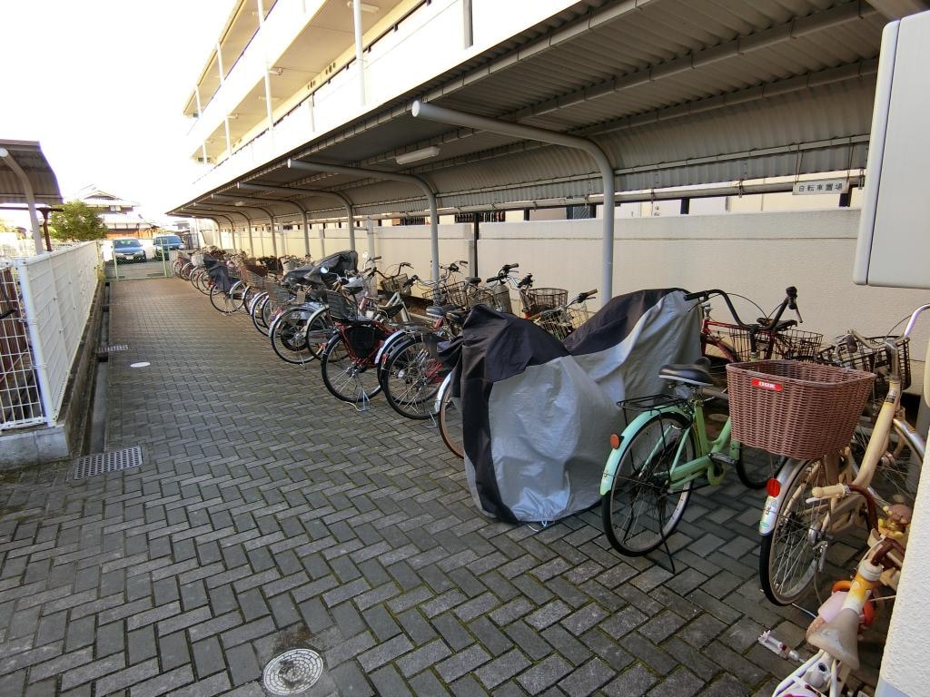 第二ドゥエルなかせいの物件外観写真