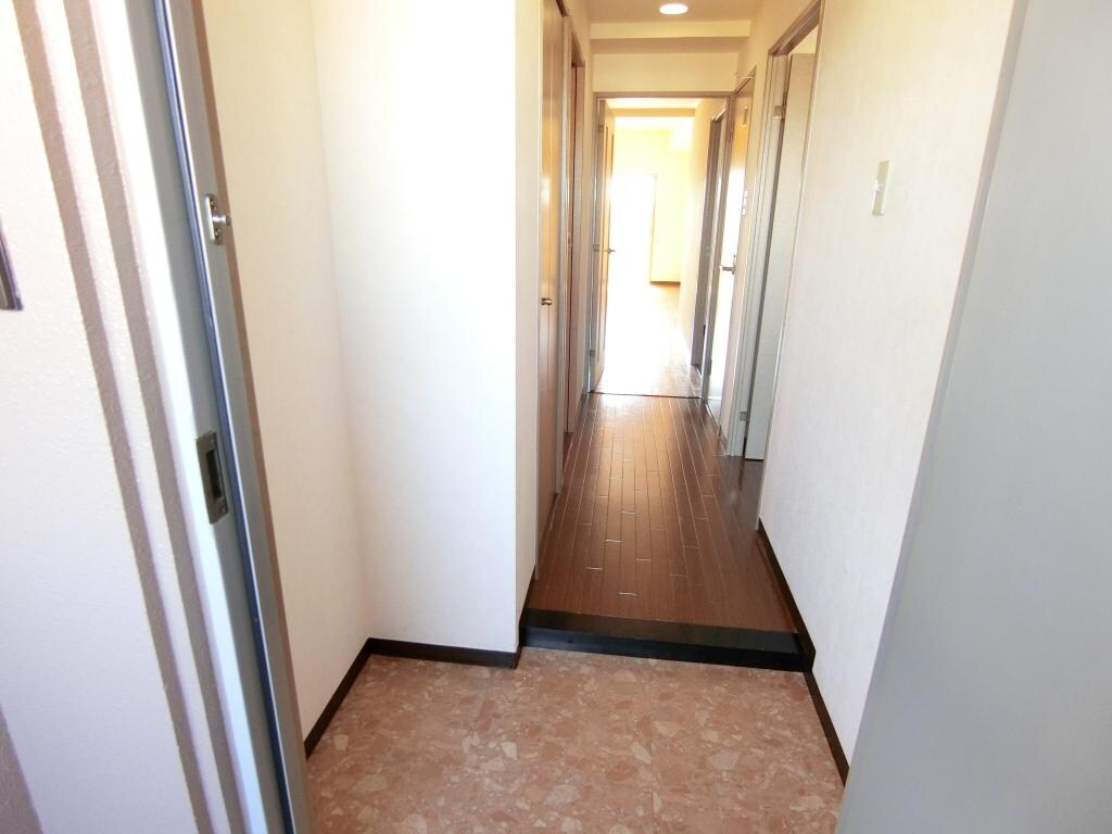 ロイヤルアネックスの物件内観写真