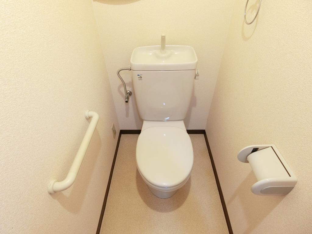 ロイヤルアネックスの物件内観写真