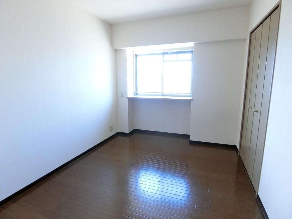 ロイヤルアネックスの物件内観写真