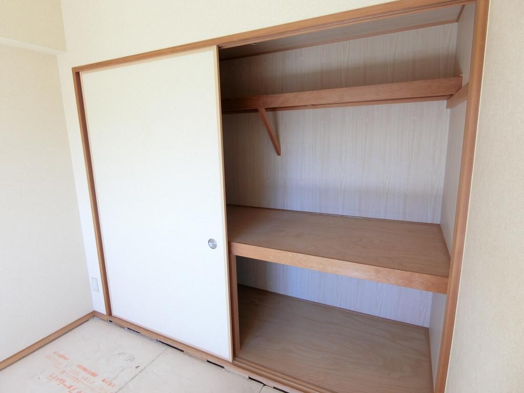 ロイヤルアネックスの物件内観写真