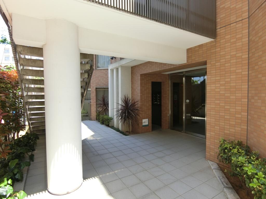 アンソレイエの物件外観写真