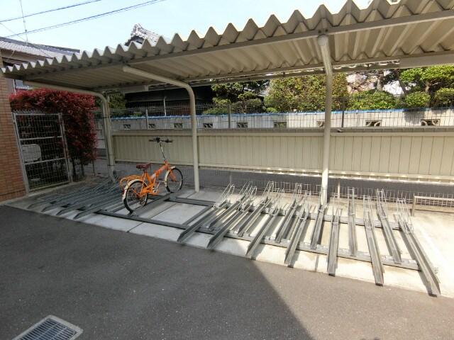 ラ・ボンボニエールの物件外観写真