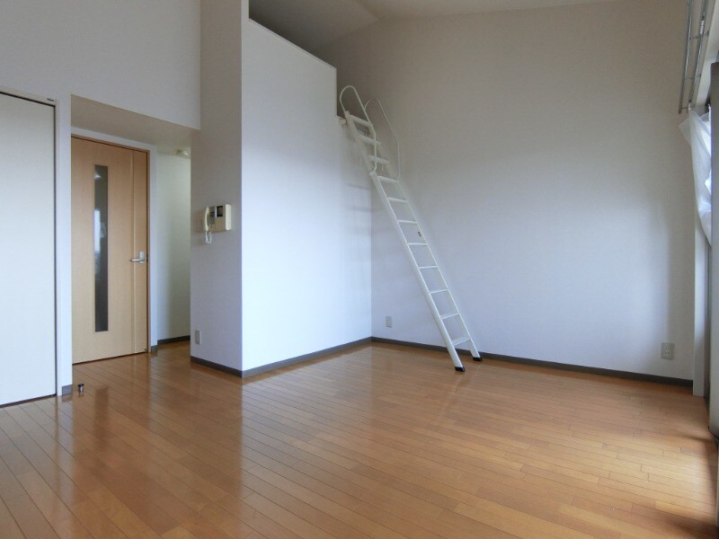 摂津駅 徒歩2分 8階の物件内観写真