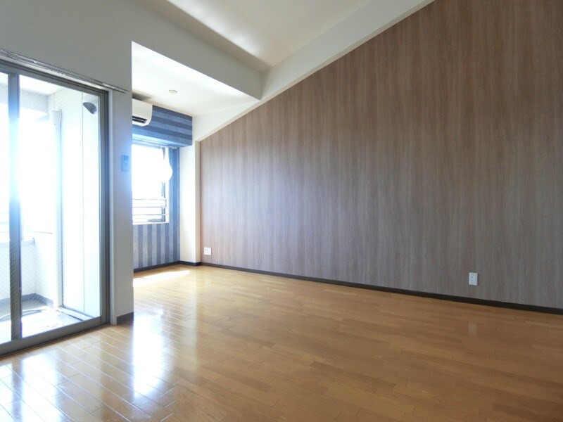 摂津駅 徒歩2分 8階の物件内観写真