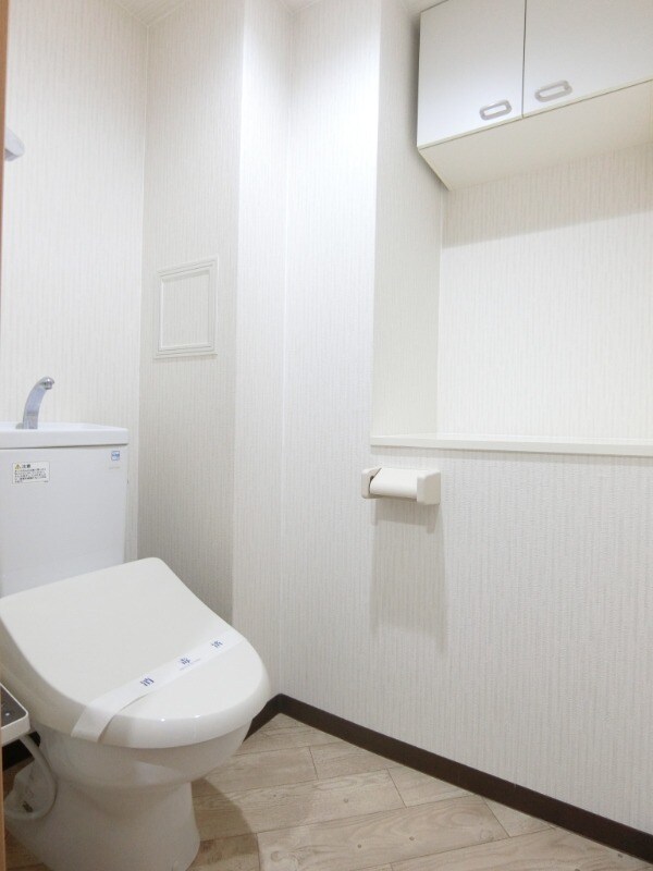 摂津駅 徒歩2分 8階の物件内観写真