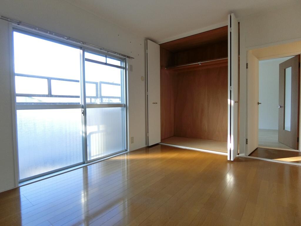 ドムールアヤメの物件内観写真