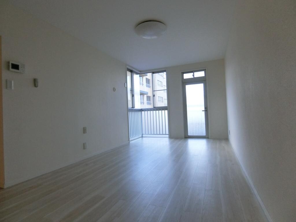 ドムールアヤメの物件内観写真