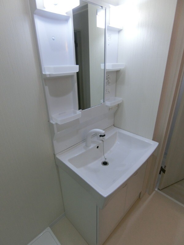 クレアトゥール岸辺1の物件内観写真