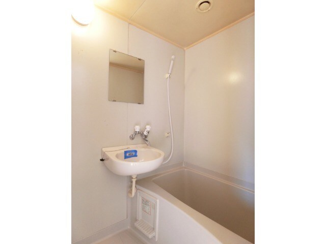 公園東口駅 徒歩30分 2階の物件内観写真