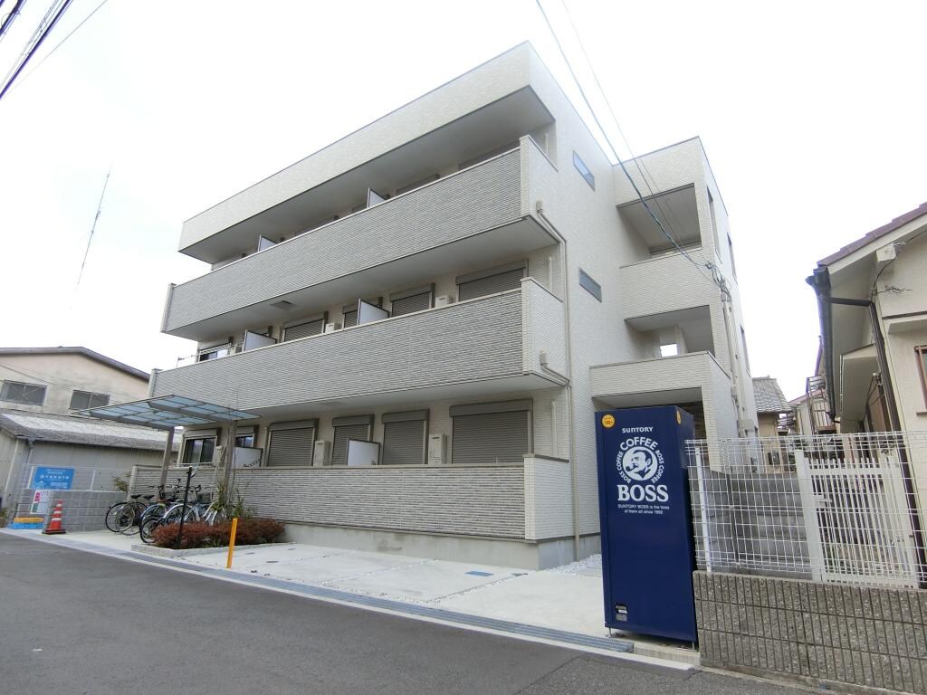 アヴェニール千里丘東の物件外観写真